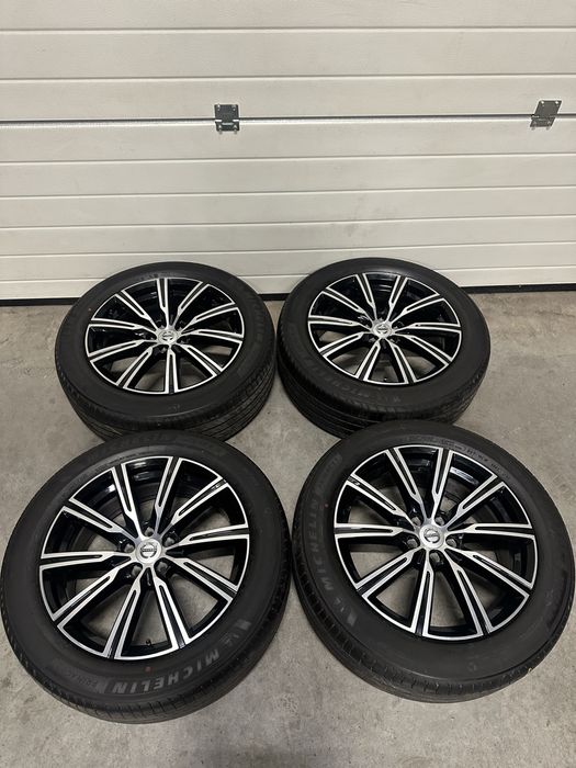 Jante 19 ORIGINALE Volvo XC60 Vara NOI 235/55/19 Michelin 2025 XC40 V