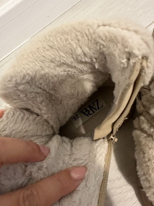 Ghete imblanite Zara