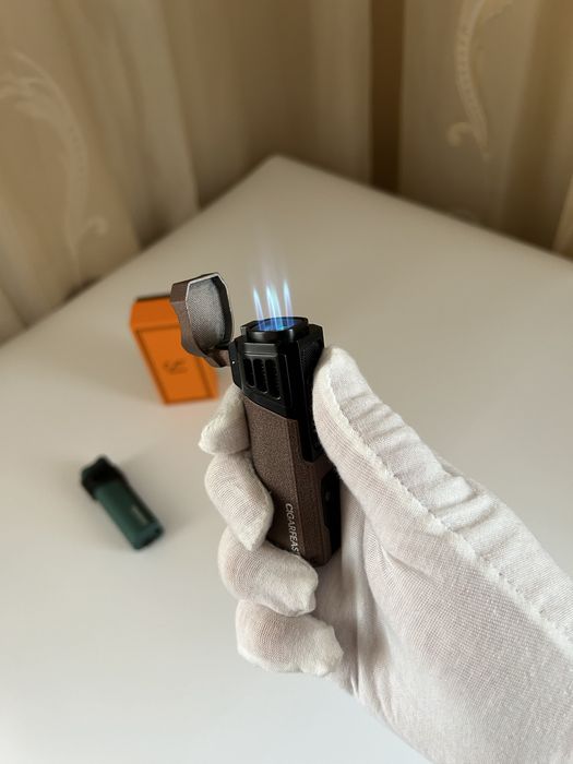 Запалка за пури с 4 турбо пламъка и пънч - 2 цвята