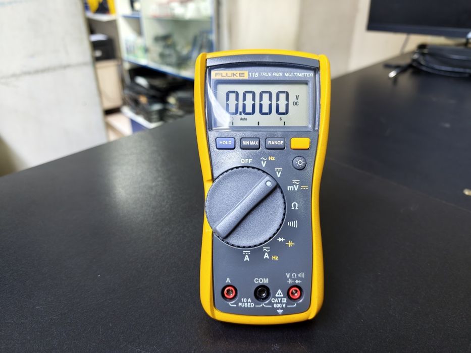 Мультиметр Fluke 115