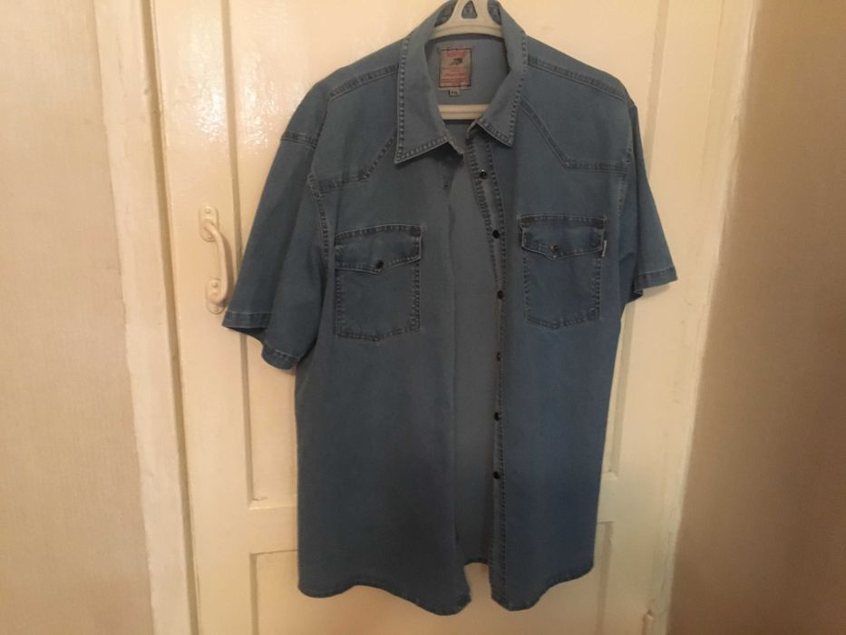 продам джинсовую рубашку