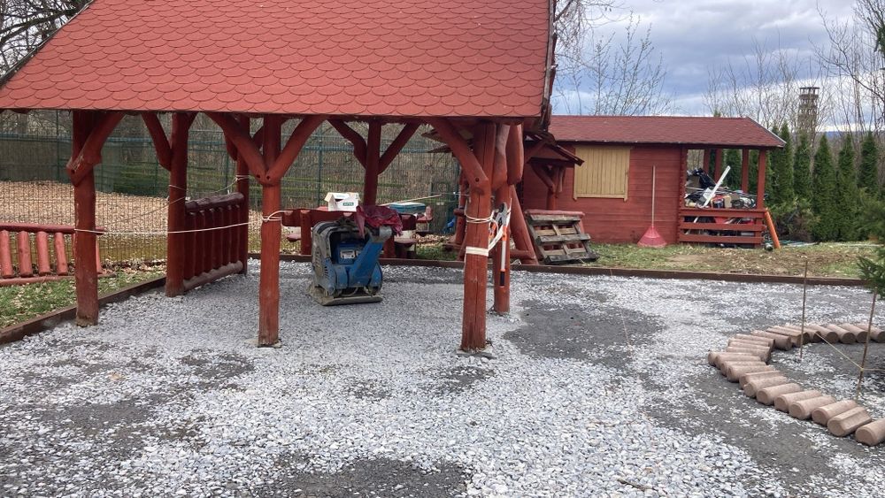 Vând foișor Terase din lemn pergole casute
-foișoare la comanda
-pergo