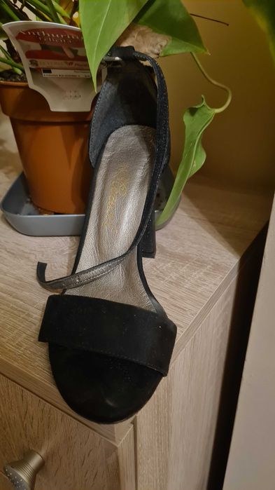 дамски сандали на ток