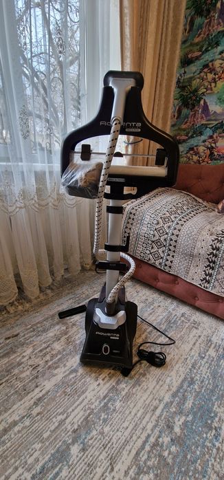 Вертикальный отпаривать Rowenta