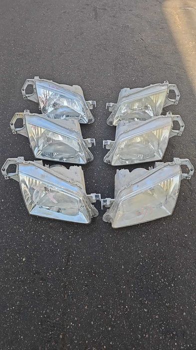 Фары на Mazda 323 Bj