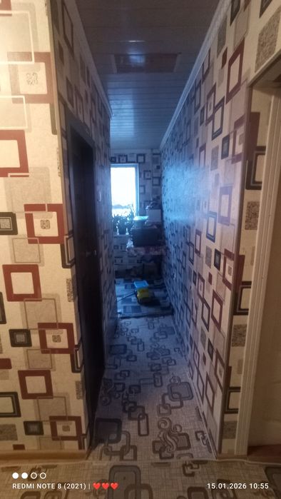 Срочно сотаман 2-4-56да 3-хоналик уйимни 1-этаж панельный подвали бор.