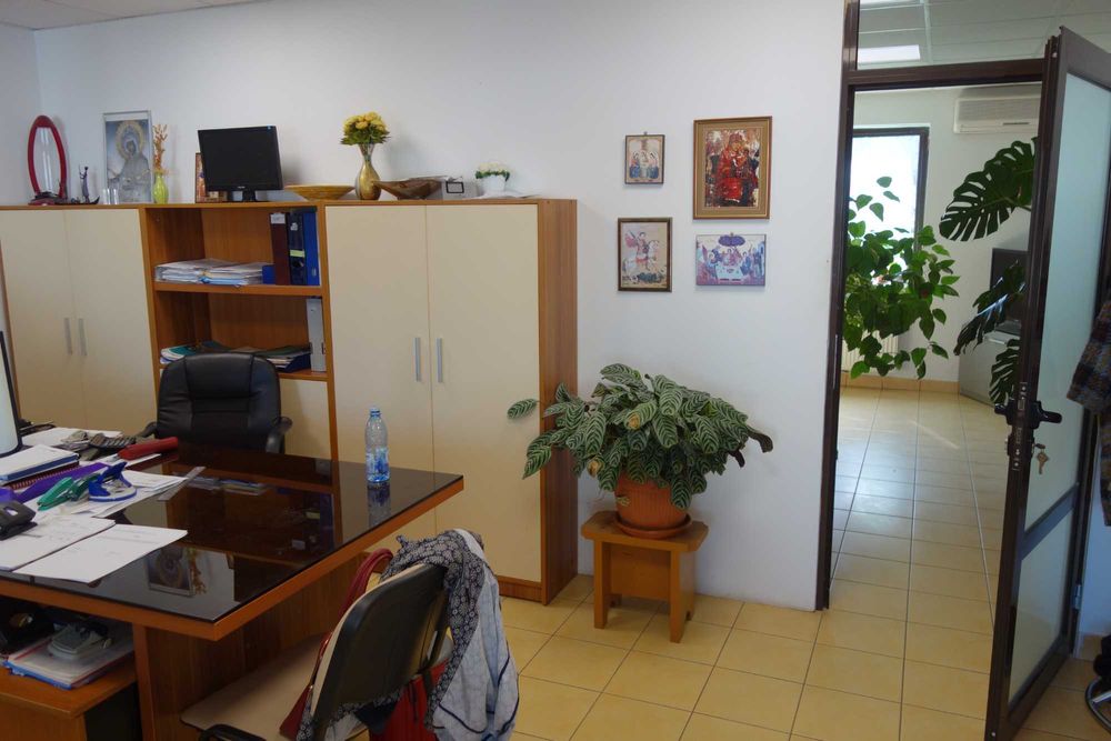 Imobil birouri in Parcul industrial Vladesti