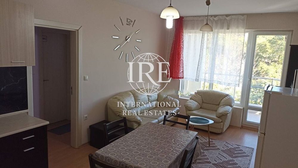 Продава се Тристаен апартамент в Варна, Бриз - 73 кв.м за 2466 €/кв.м - Снимка #2