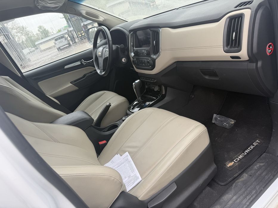 Trailblazer oq masla 2021 yil yurmagan 3.5 litr