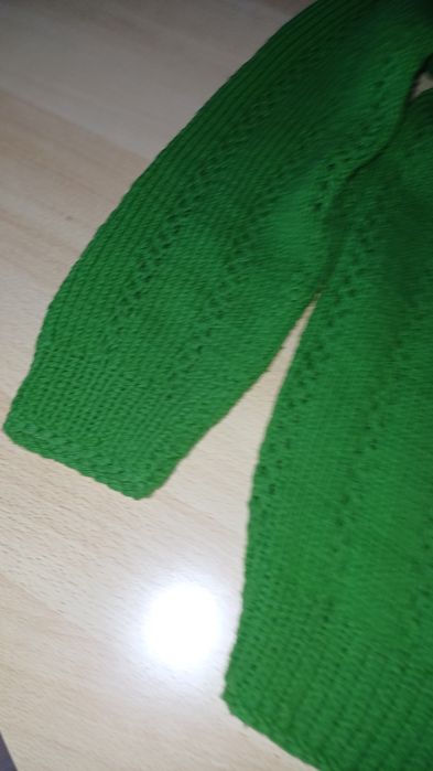 Set manusi, căciulă pulover hand made.