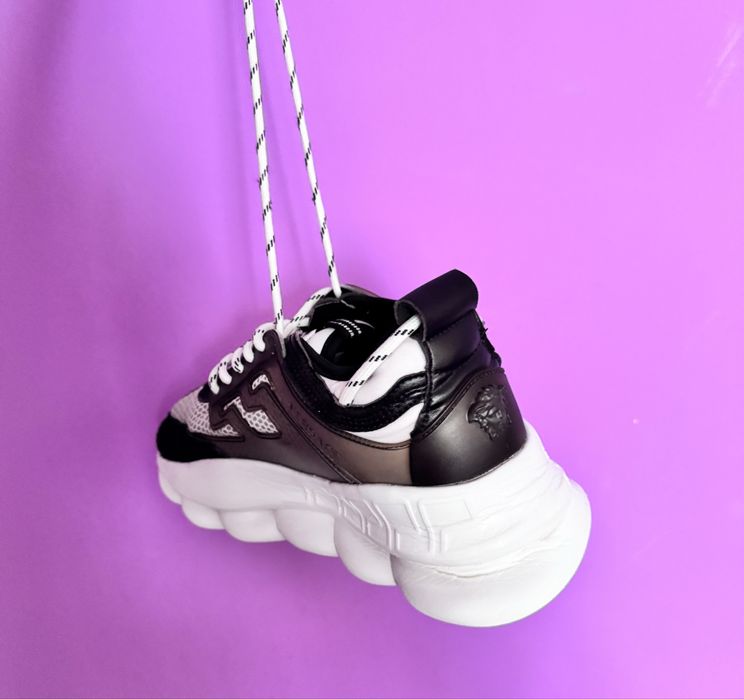 adidasi versace chain reaction