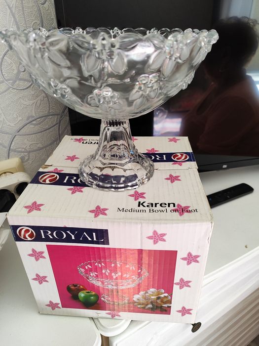 Продам вазы для фруктов.