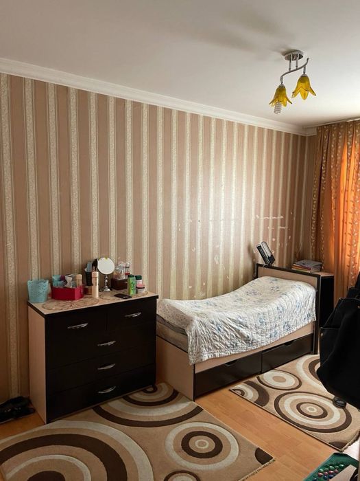 Нукусская улица 2-линия 4-комнатная квартира 4/3/4 Кирпич