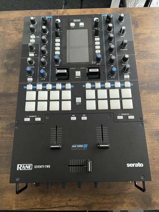 Rane Seventy Two + Case