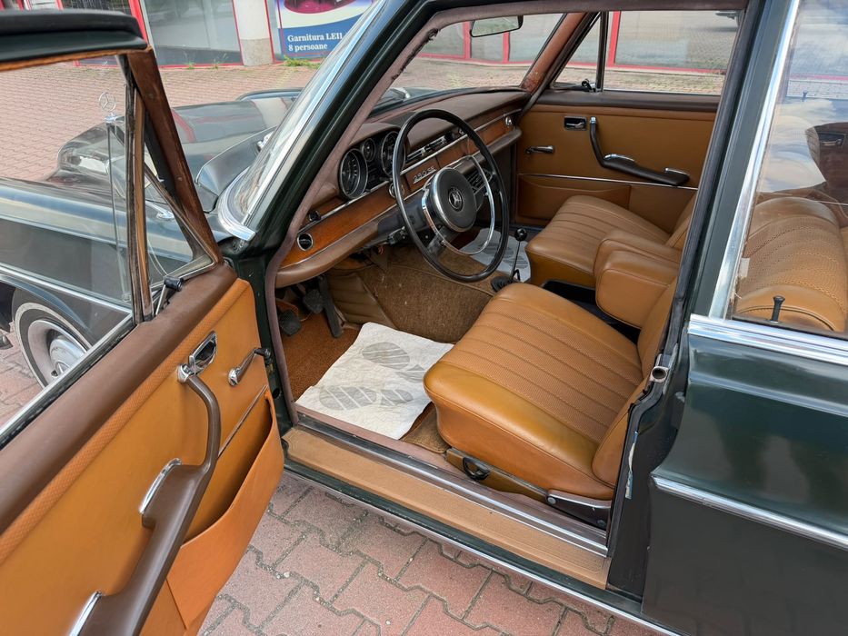 Mercedes S class w108 SE