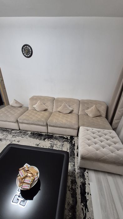 Colțar Chesterfield