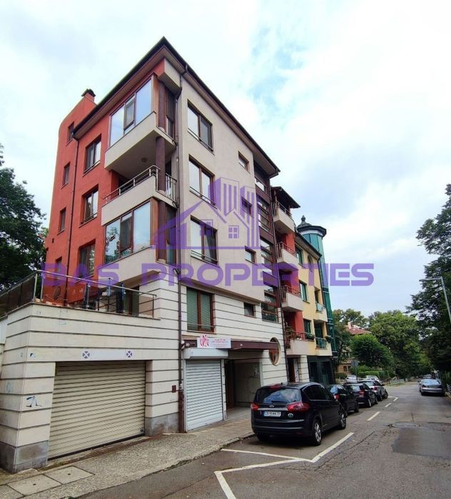 Дава се под наем Двустаен апартамент в София, Лозенец - 70 кв.м за 700 € - Снимка #6