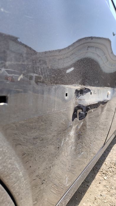 Жентра. Орка унг эшик сотилади.