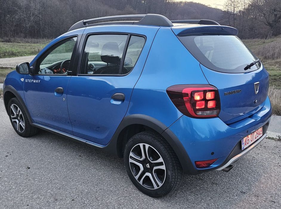 Dacia Sandero Stepway 2018 0898 benzina