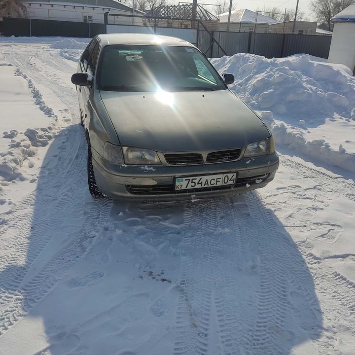 Продам Тойота карина е