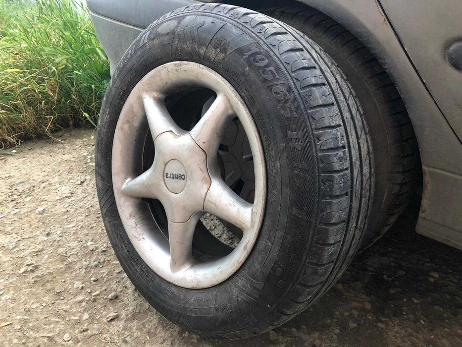 Jante 195/65/15 la set cu cauciucuri si inele
