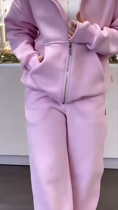 Спортивный костюм утепленный