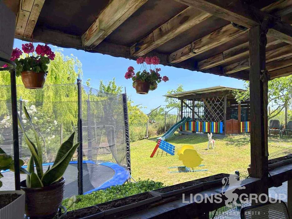 Къща в Варна, област-с.Здравец площ 150 цена 299000