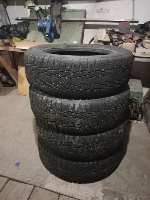 Продам шины зимние