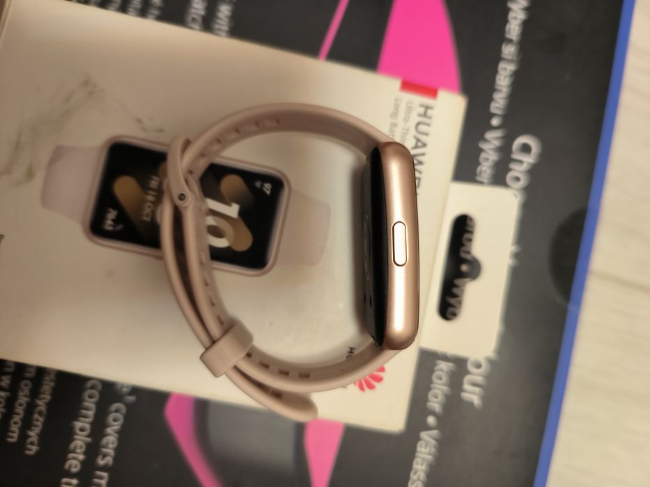 Smartwatch Bratara fitness Huawei Band 7