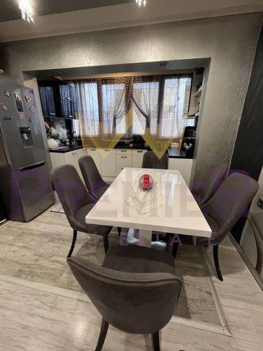 Продава се Многостаен апартамент в Бургас, Меден рудник - зона В - 90 кв.м за 1034 €/кв.м - Снимка #2