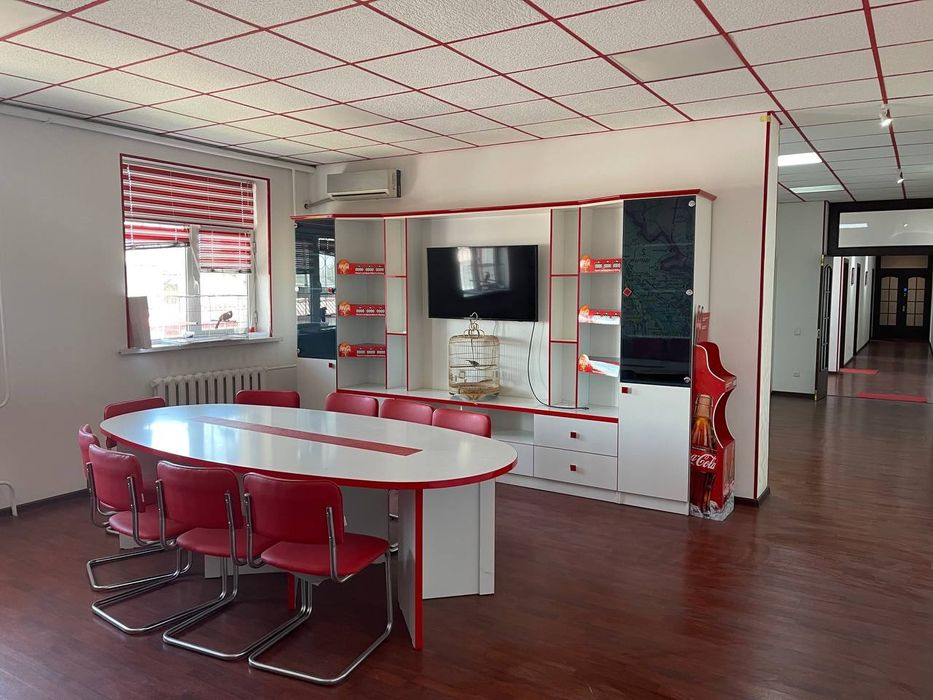 Сотилади 50 су́тик