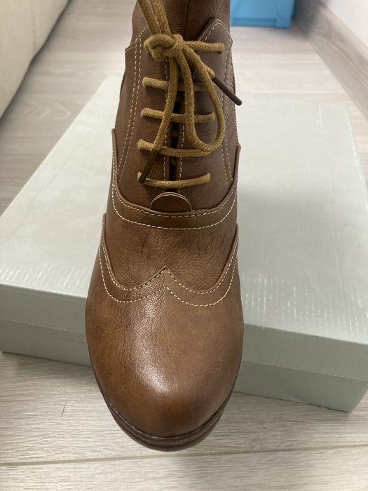 Botine marimea 39 nu au fost purtate niciodata