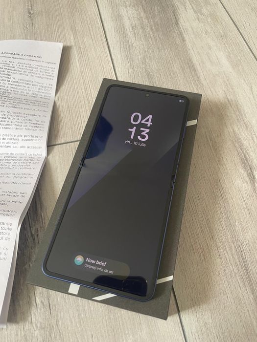 Vand/Schimb Samsung Galaxy Z Flip 7 256Gb Shadow Blue Factura Garantie