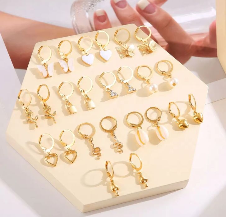 Нови златисти обеци с формата на пеперуда и сърце