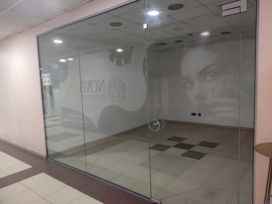 Продава се Магазин в Петрич - 22 кв.м за 612 €/кв.м - Снимка #3