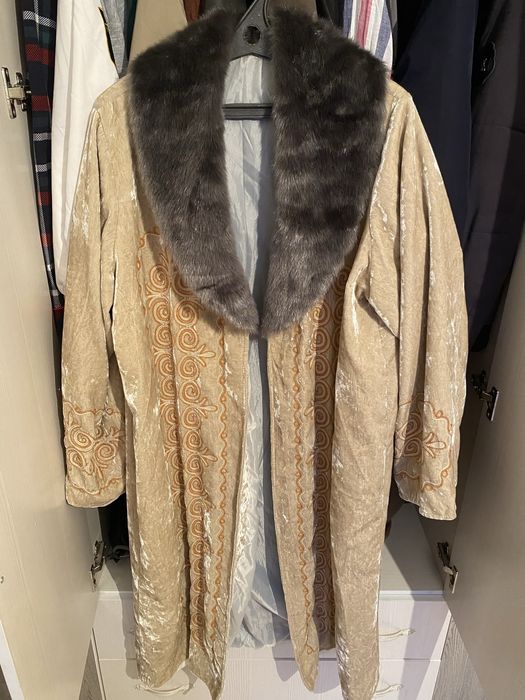 Шапан (национальный костюм)