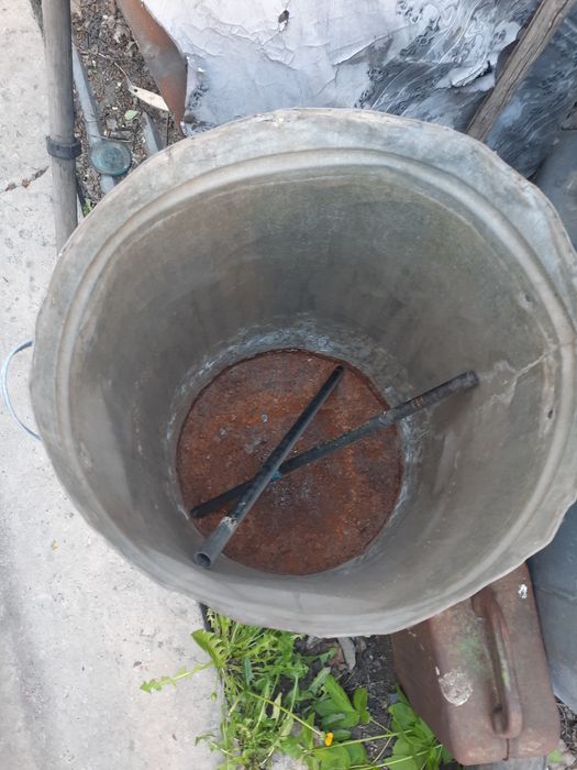 Продам бак для комбикорма