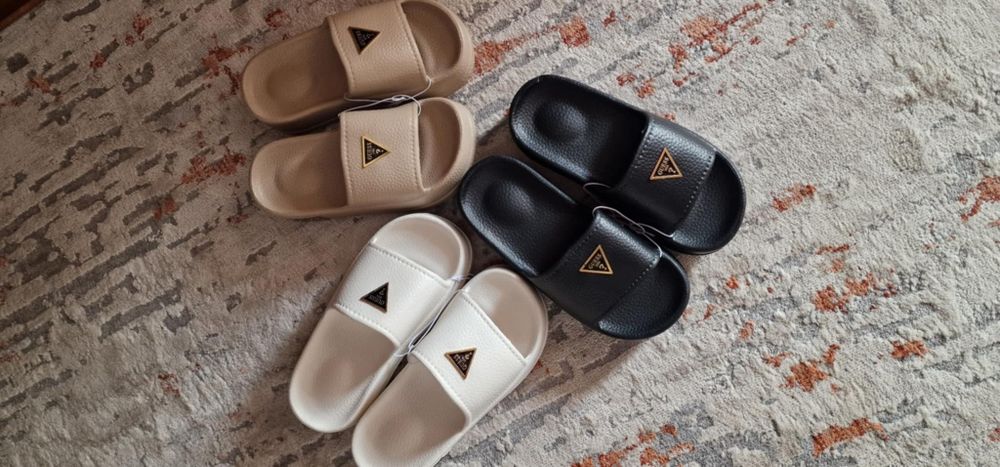 Papuci barbati diferite marimi si modele