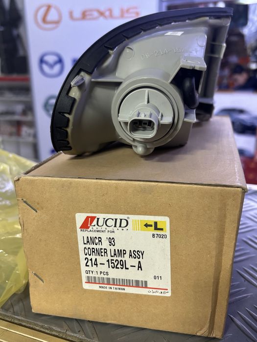 Lanser до 93 поворотник левый