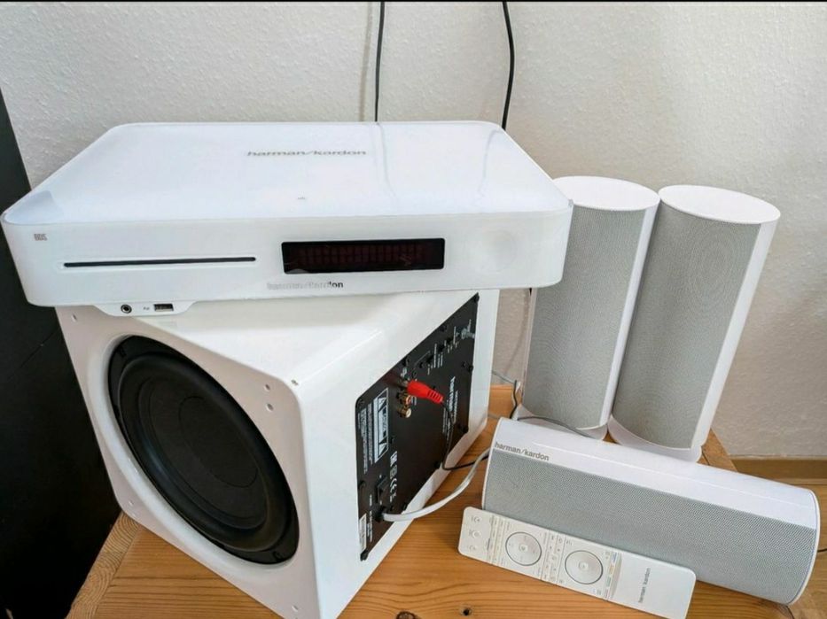Sistem Home Cinema Harman Kardon BDS + Subwoofer Activ – Alb – Stare Foarte Bună