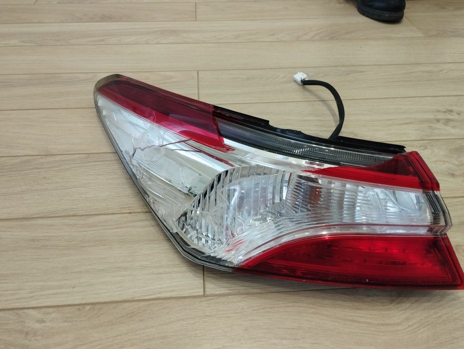 Фонарь для автомобиля