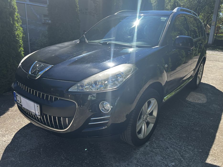 PEUGEOT 4007