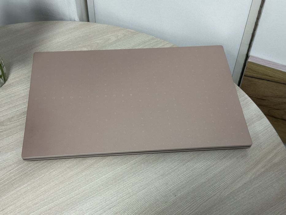 Ноутбук Asus Vivobook i3-1220P