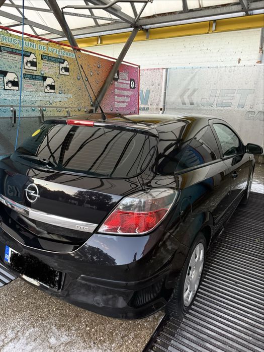 Opel Astra H GTC