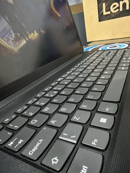 Мощный офисный ноутбук Lenovo  V15  amd ryzen 5-5500U