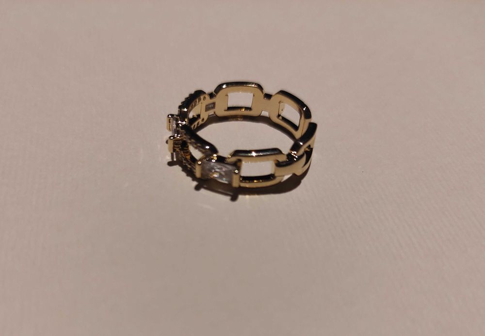 Inel de aur cu diamante