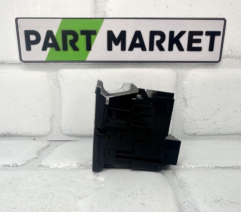 Бутон ръчна спирачка AUDI A6 A7 C8 4K0927225