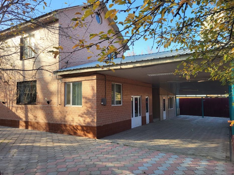 Продам дом 2 этажный с евроремонтом