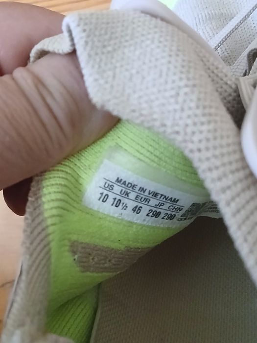 Маратонки ADIDAS Bost