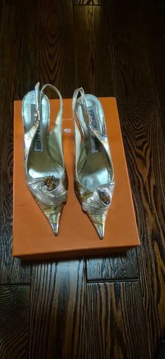 Обувь женская разная